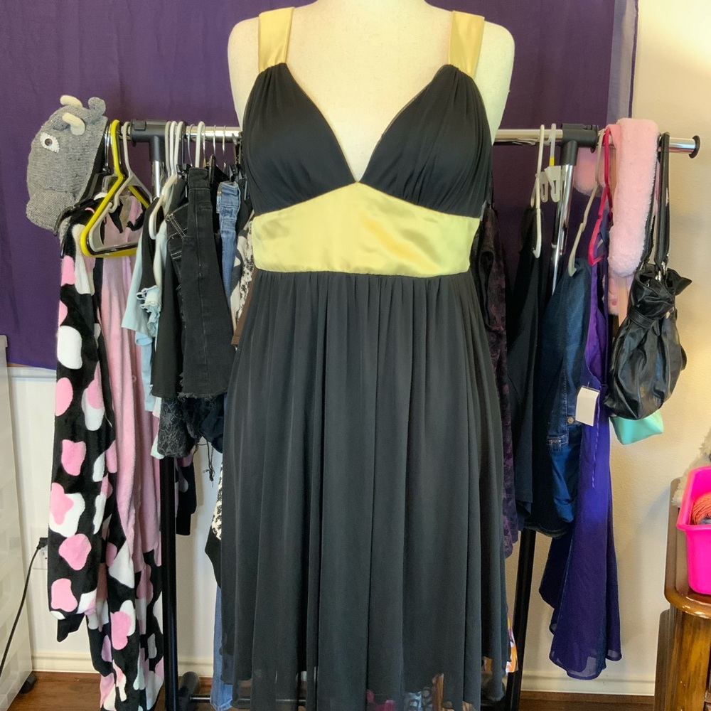 Enfocus Studio Black and Yellow Midi Dress